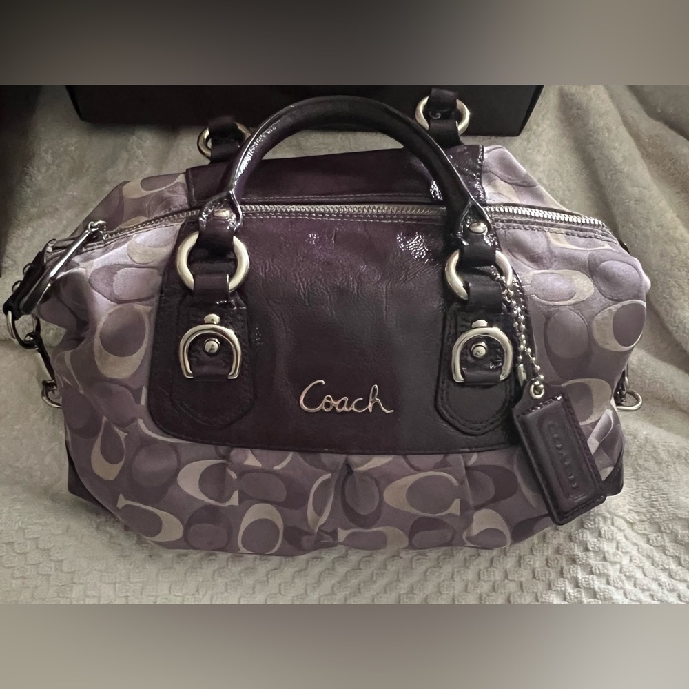EUC COACH Purple L1193-F18425 Handbag & Large Wallet Set.